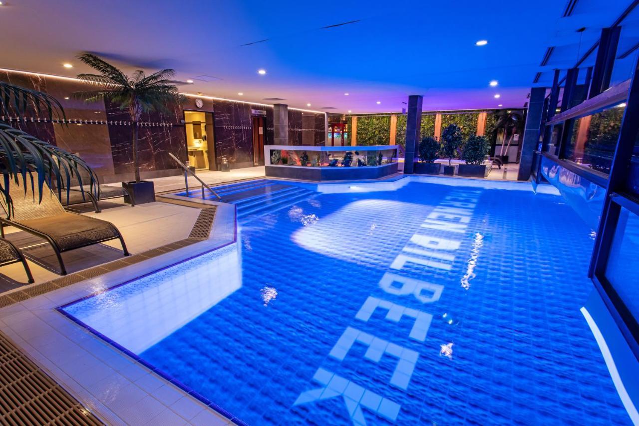 Hotel Thermen Dilbeek Kültér fotó