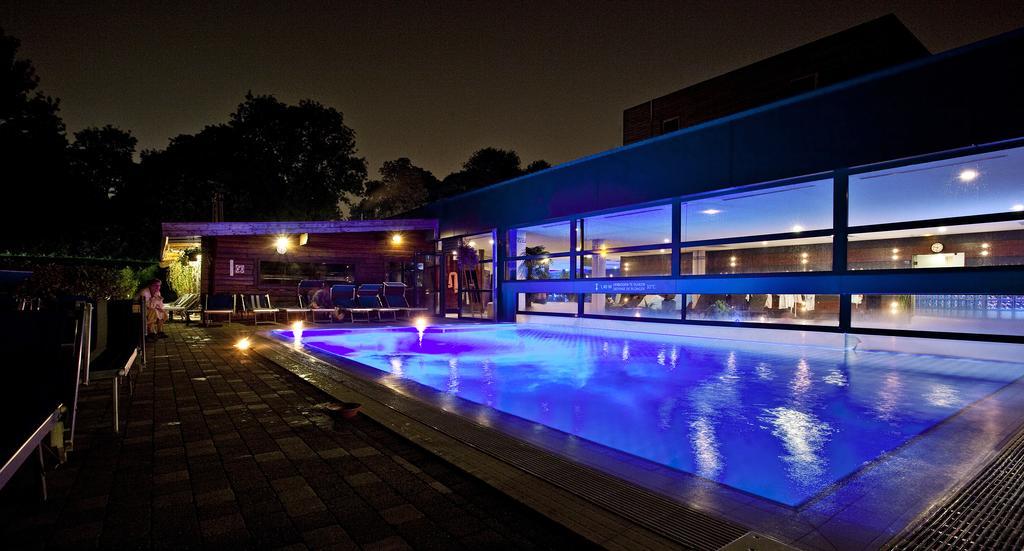 Hotel Thermen Dilbeek Kültér fotó